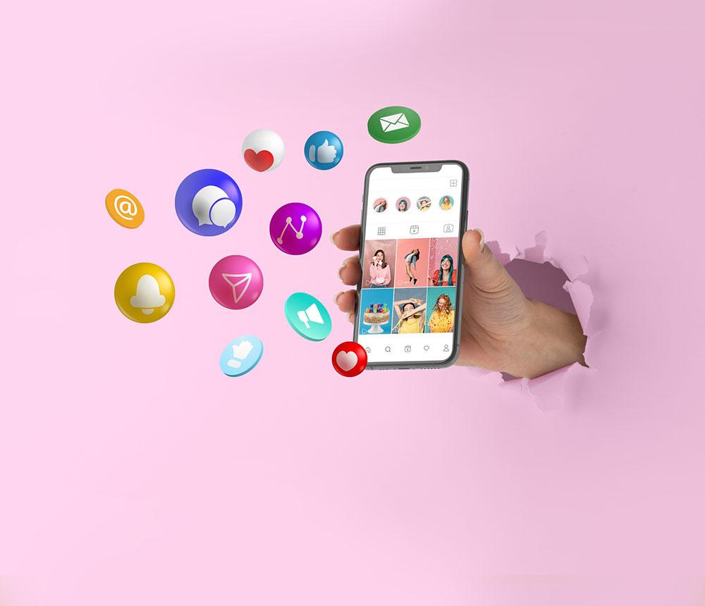 Social Media Creatives